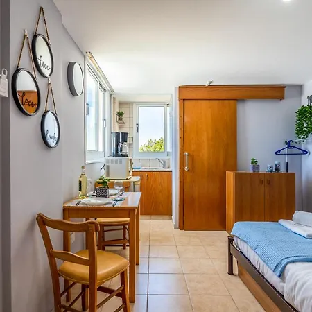 Piccolo In Appartement